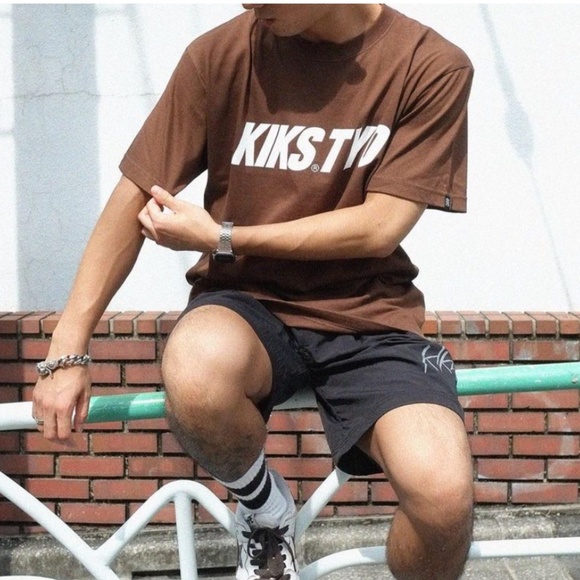 3 for $12 KIKS TYO 100% Cotton Short Sleeve Logo Tee in Black w/White Logo Sz S - Picture 2 of 9